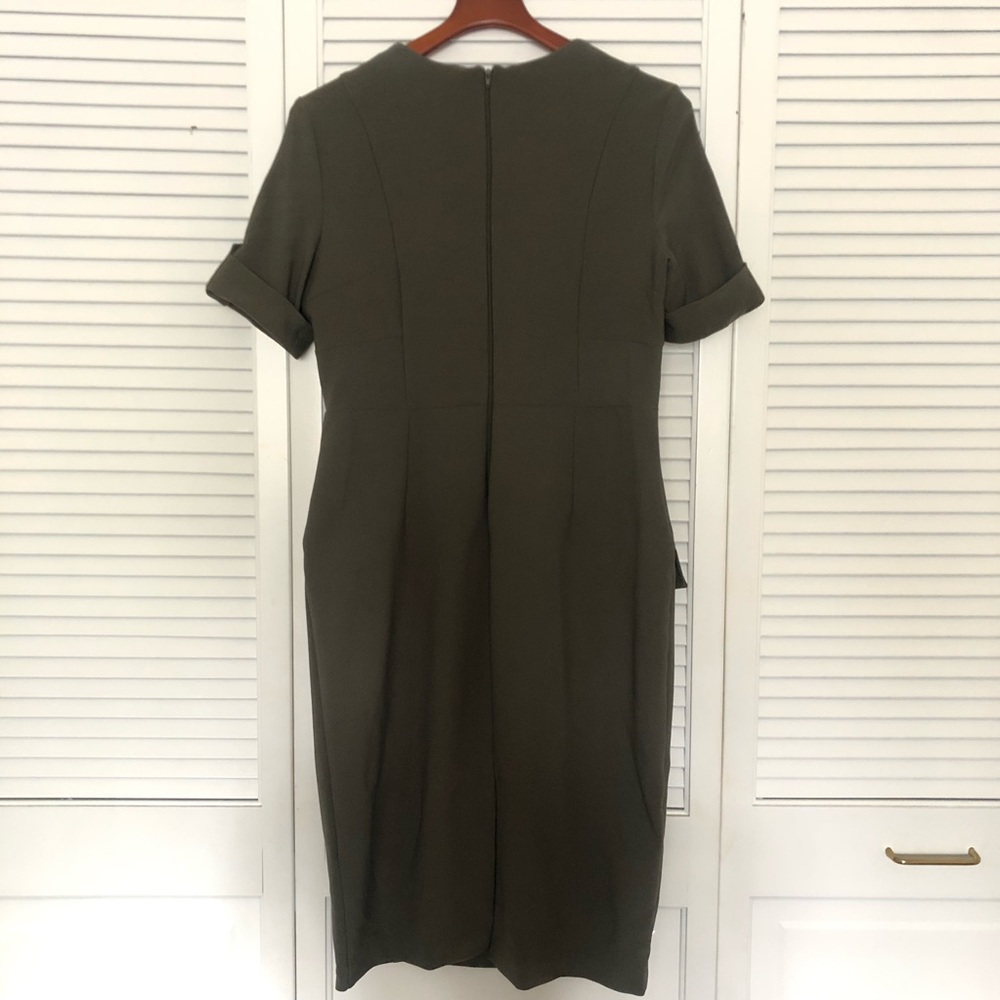 Dress - Picture 6 of 6